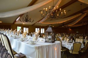 Wedding: Beige & Votives – Majestic Oaks